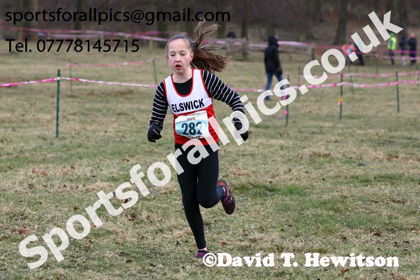 Girls under-13s Start Fitness NEHL, Alnwick. Photo: David T. Hewitson/Sports for All Pics